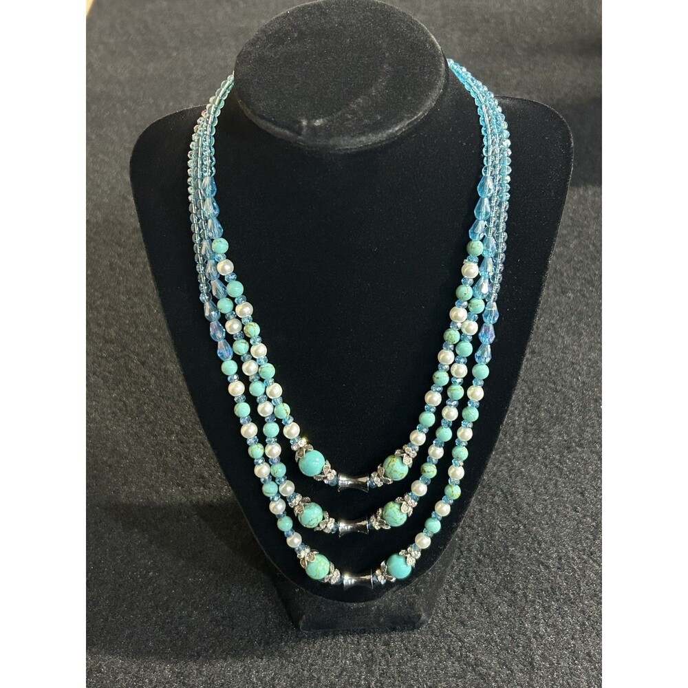 Triple Strand 18" BOHO Necklace Multicolor Beaded Decorative Box Clasp J372